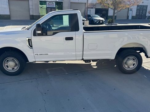 Used 2020 Ford F250 XL w/ Power Equipment Group image 10