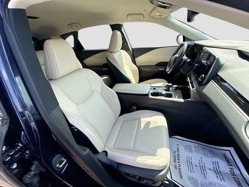 Used 2024 Lexus RX 350 FWD w/ Accessory Package (K3) image 33