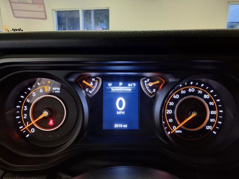 Used 2025 Jeep Gladiator Sport AWD/4WD image 28
