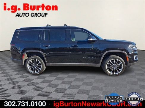 Certified 2022 Jeep Wagoneer Series III w/ Premium Group I image 7