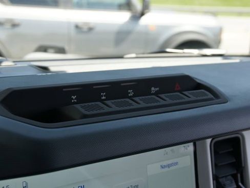 New 2026 Ford Bronco Heritage Edition AWD/4WD image 27