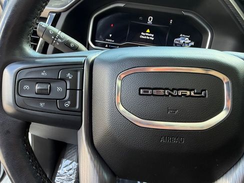 Used 2024 GMC Sierra 2500 Denali Ultimate AWD/4WD image 22