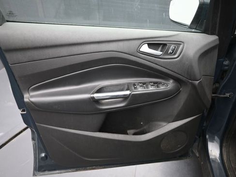 Used 2019 Ford Escape SE AWD/4WD image 15
