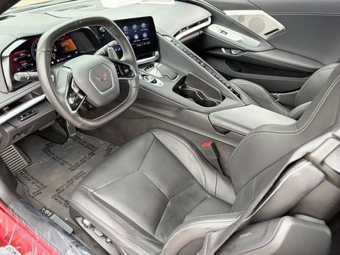 Used 2022 Chevrolet Corvette Stingray Preferred Cpe w/ Z51 Performance Package RWD image 15