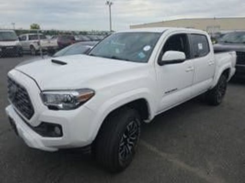 Used 2020 Toyota Tacoma TRD Sport RWD image 1