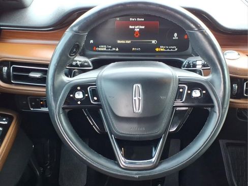 Used 2023 Lincoln Aviator Reserve w/ Equipment Group 201A RWD image 25