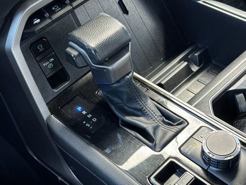 Used 2024 Toyota Tundra Limited image 23