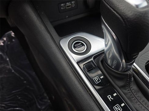 Used 2022 Nissan Sentra SV w/ Trunk Package image 21