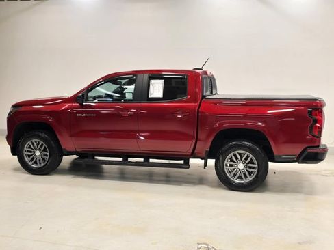 Used 2024 Chevrolet Colorado LT w/ LT Convenience Package II RWD image 4