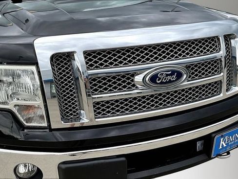Used 2011 Ford F150 Lariat w/ Lariat Chrome Pkg AWD/4WD image 33
