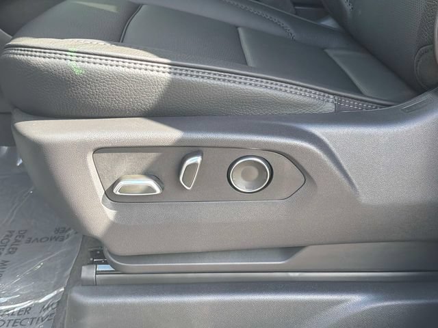 New 2026 GMC Yukon XL Denali w/ Sun & Power Step Package AWD/4WD image 17