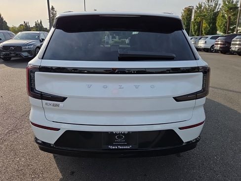New 2025 Volvo EX90 Plus w/ Protection Package Premier image 12