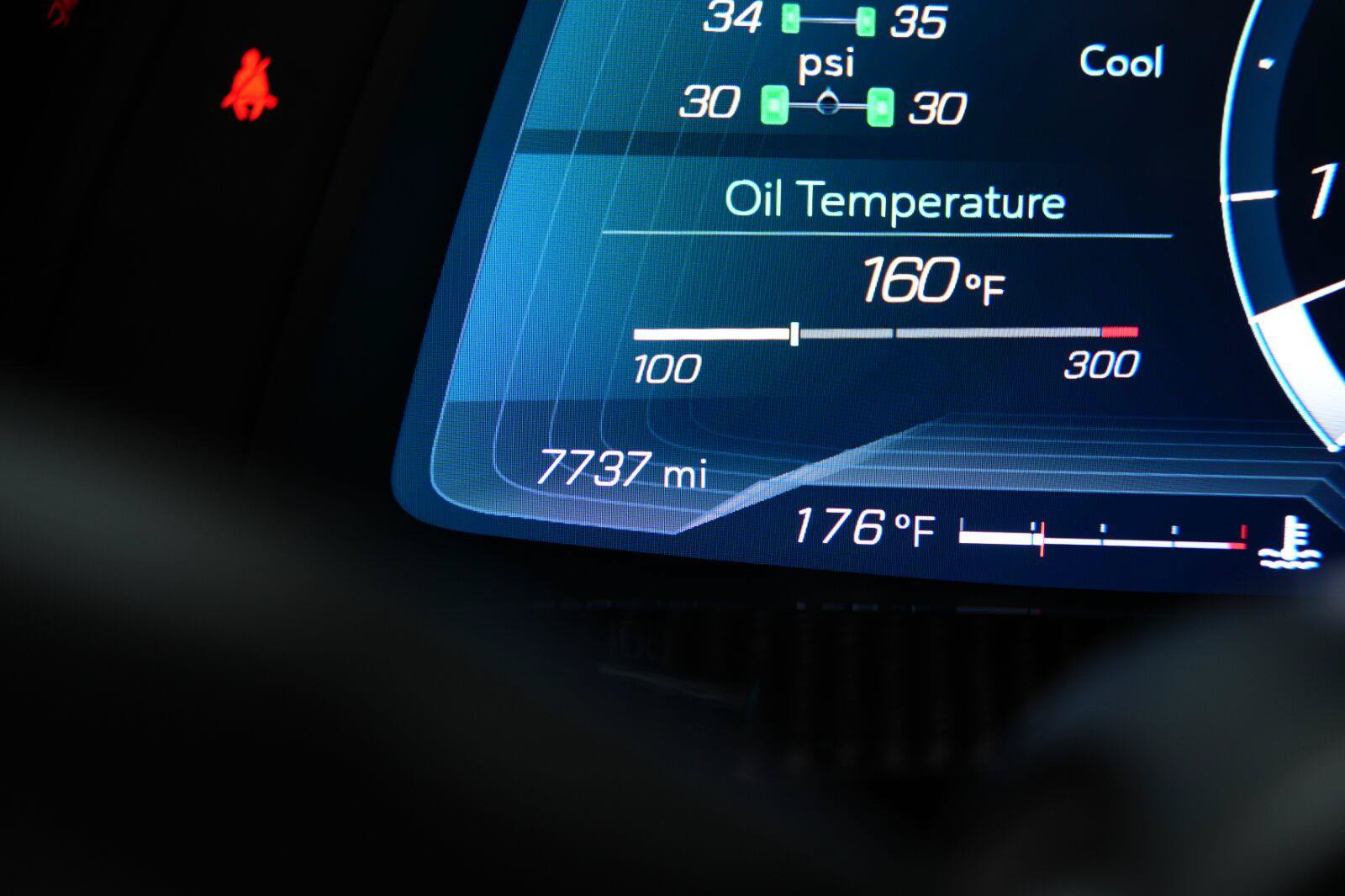 Used 2025 Chevrolet Corvette E-Ray w/ Stealth Interior Trim Package AWD/4WD image 51