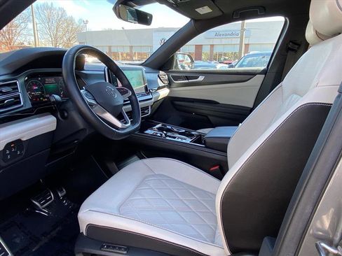 Certified 2024 Volkswagen Atlas Cross Sport SEL Premium R-Line image 12