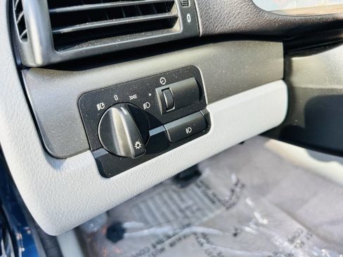 Used 2003 BMW M3 Convertible image 17