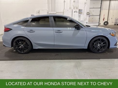 Used 2024 Honda Civic Sport image 9