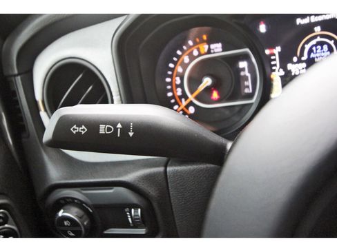 Used 2024 Jeep Gladiator Sport image 21