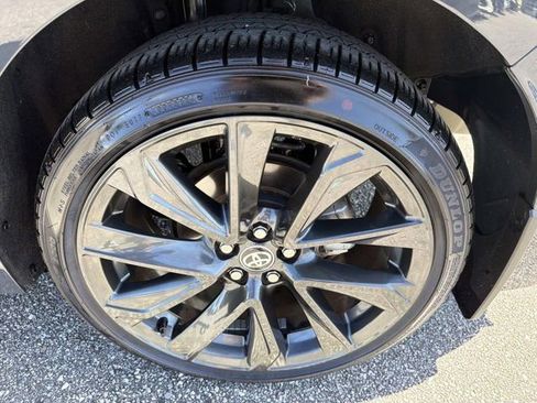 Certified 2025 Toyota Corolla SE image 31