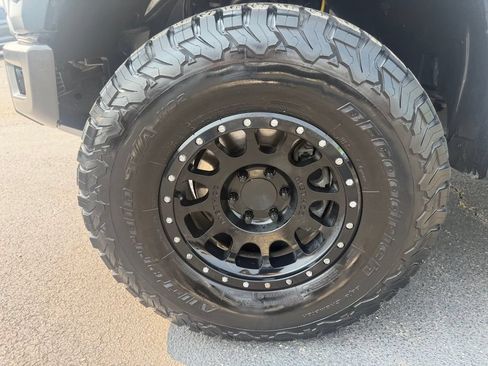 Certified 2019 Ford F150 Raptor w/ Equipment Group 802A Luxury AWD/4WD image 18