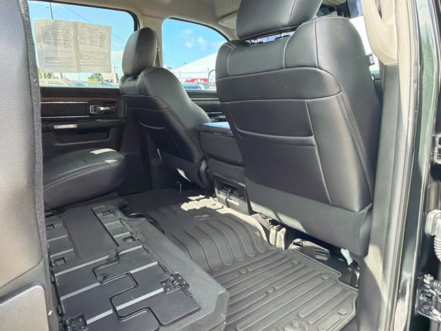 Used 2017 RAM 3500 Laramie RWD image 12