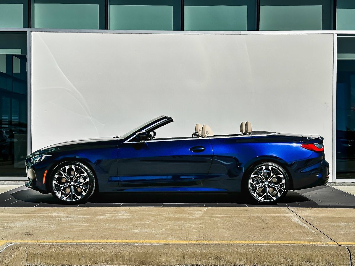 New 2026 BMW 430i Convertible w/ Parking Assistance Package RWD image 11