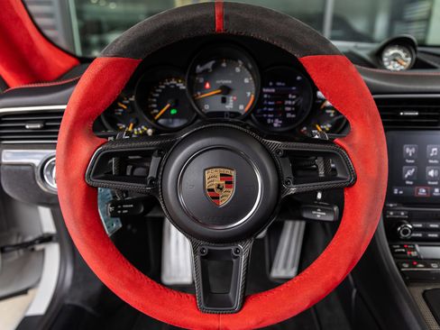 Certified 2019 Porsche 911 GT2 RS RWD image 55