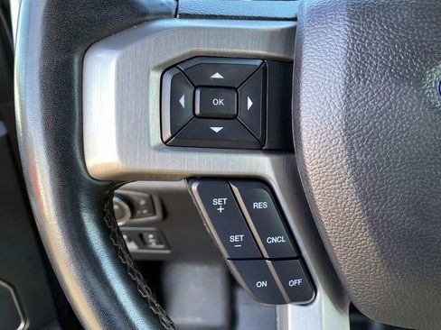 Used 2020 Ford F150 Platinum image 19