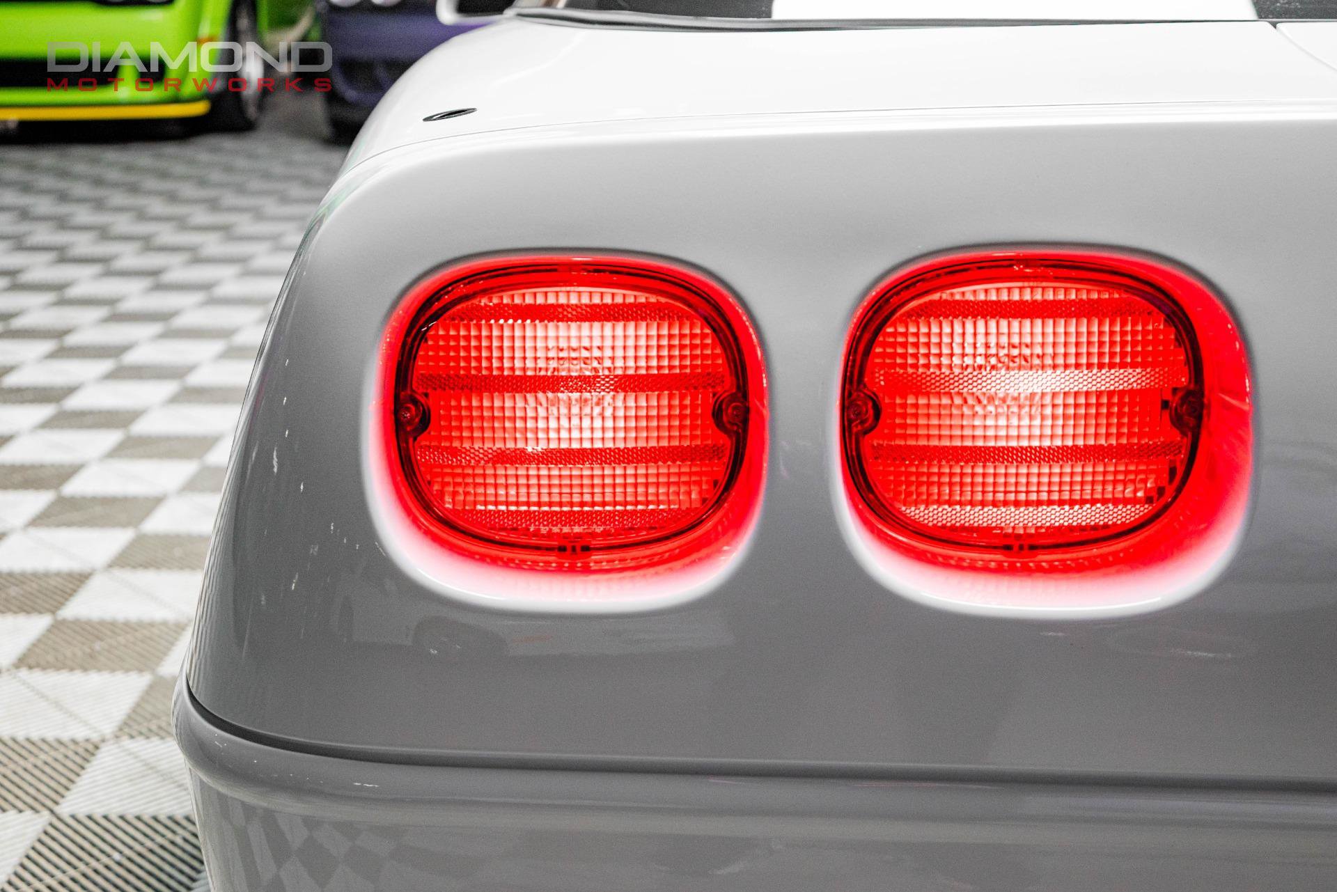 Used 1995 Chevrolet Corvette Coupe RWD image 58