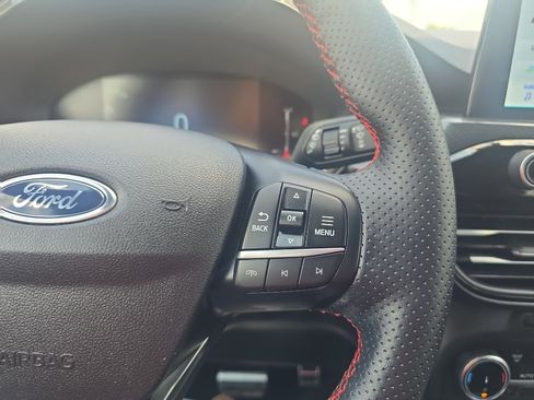 Used 2024 Ford Escape ST-Line w/ Equipment Group 301A FWD image 24