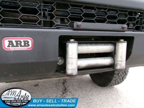 Used 2016 Toyota Tacoma TRD Off-Road w/ Exterior Package image 20