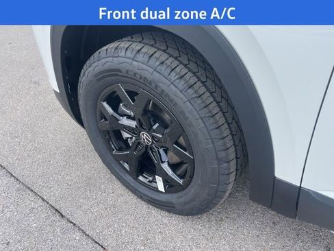 New 2026 Volkswagen Atlas Peak Edition image 5