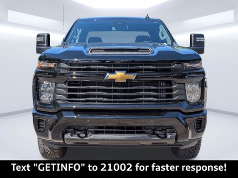 Used 2026 Chevrolet Silverado 2500 Custom w/ Custom Value Package AWD/4WD image 10