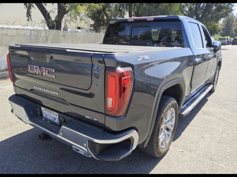 Used 2022 GMC Sierra 1500 SLT w/ SLT Premium Plus Package AWD/4WD image 21