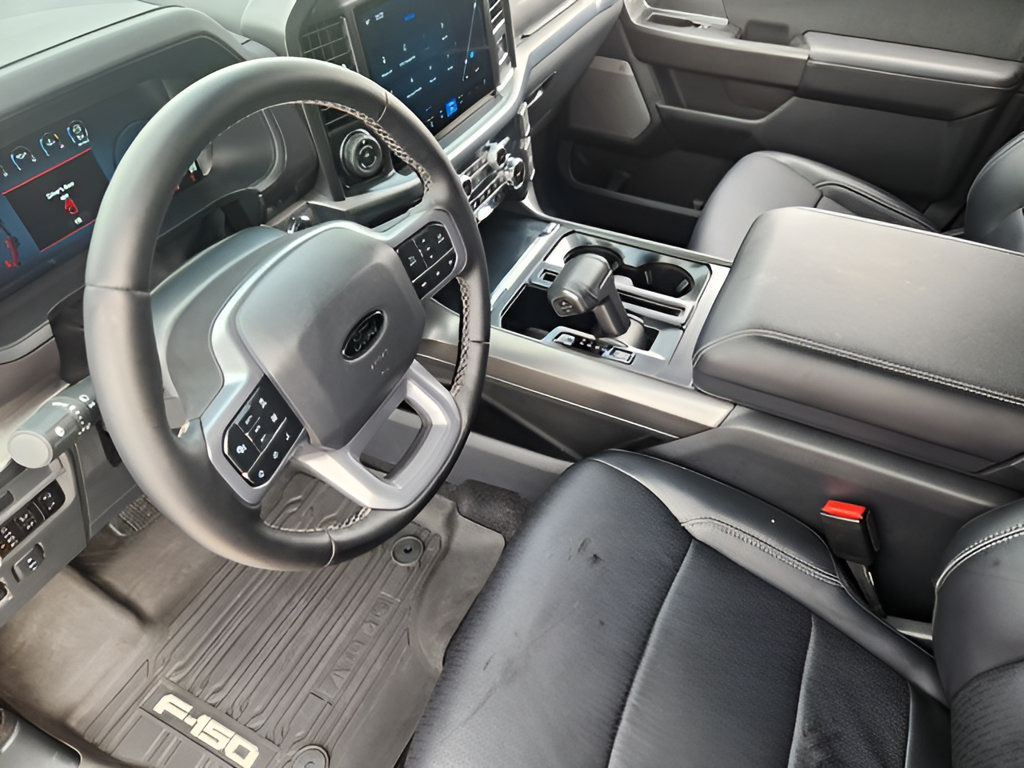 Used 2025 Ford F150 Lariat AWD/4WD image 13