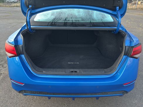 Used 2024 Nissan Sentra SV image 9