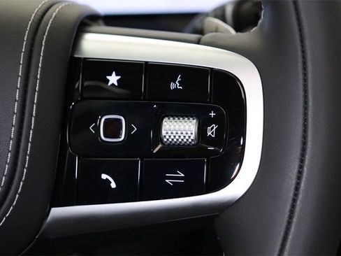 Certified 2025 Genesis GV80 3.5T Prestige AWD/4WD image 17