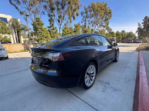 Used 2023 Tesla Model 3 Standard Range image 8
