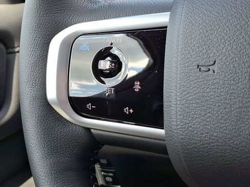 New 2025 Nissan Armada SL w/ Captain's Chari Seat Package image 13