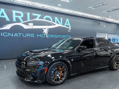 Used 2020 Dodge Charger SRT Hellcat w/ Harman/Kardon Audio Group RWD image 1