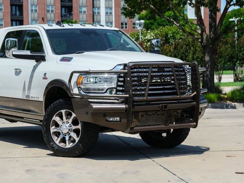 Used 2019 RAM 2500 Limited AWD/4WD image 3