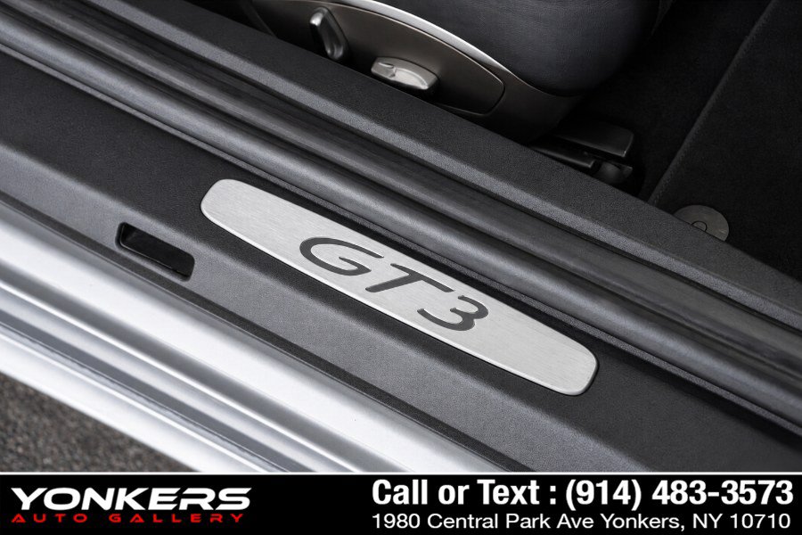 Used 2014 Porsche 911 GT3 RWD image 33