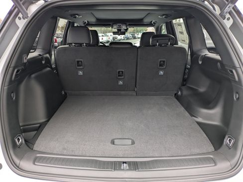 New 2025 Jeep Grand Cherokee Limited image 14