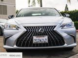 Certified 2023 Lexus ES 300h w/ Premium Package image 2