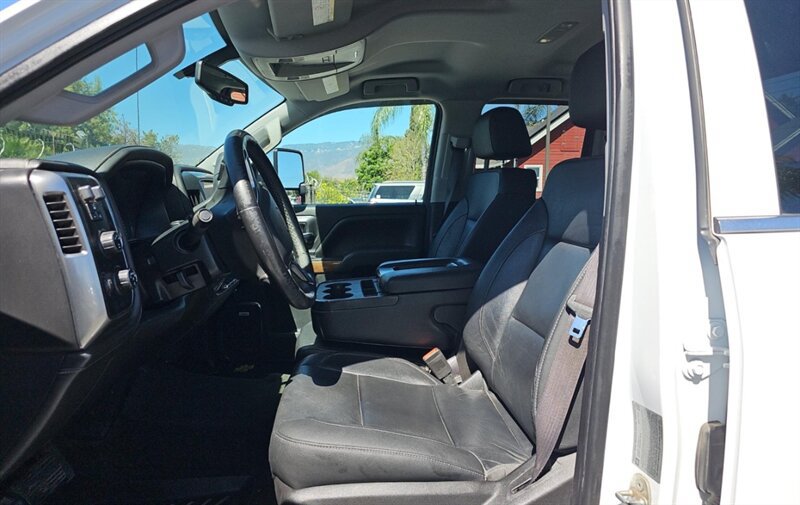 Used 2016 Chevrolet Silverado 3500 LTZ AWD/4WD image 4