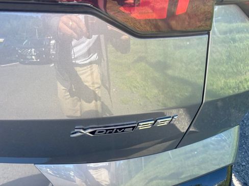 Used 2025 BMW X2 xDrive28i AWD/4WD image 5