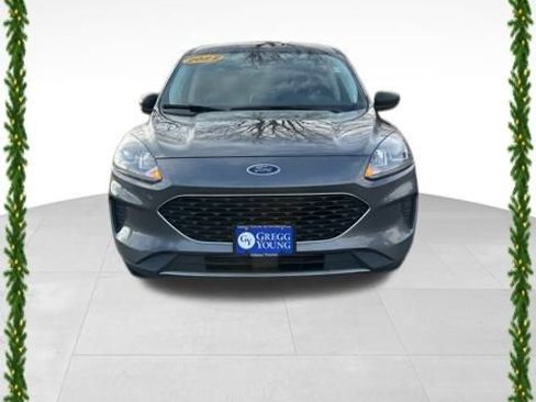 Used 2022 Ford Escape SE image 1