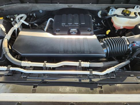 Certified 2022 Chevrolet Silverado 1500 Custom image 23