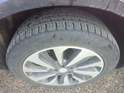 Used 2017 Buick Encore Premium image 10