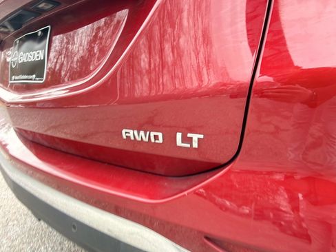 Used 2020 Chevrolet Equinox LT image 22