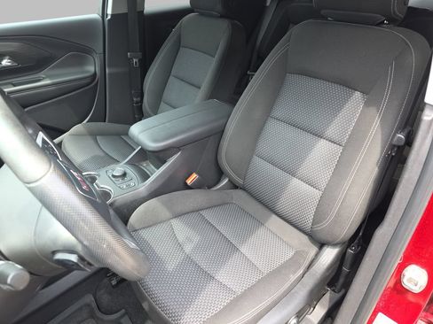 Certified 2023 GMC Terrain SLE w/ Driver Convenience Package FWD image 17